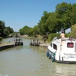 Bellevue Cite Chez Jean - Vue Directe Cite, Cite A 200m, Clim, Parking Public Gratuit A 200m, Wifi - Direct View Cite, 200m To Cite, Aircon, Free Public Car Park 200m, Wifi 別荘 *