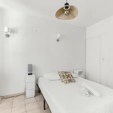 Bellevue Cite Chez Jean - Vue Directe Cite, Cite A 200M, Clim, Parking Public Gratuit A 200M, Wifi - Direct View Cite, 200M To Cite, Aircon, Free Public Car Park 200M, Wifi Carcassonne