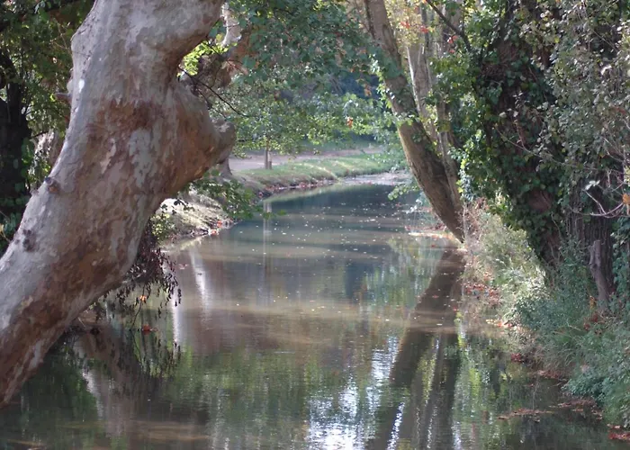 Hébergement de vacances Bellevue Cité Chez Jean - Vue Directe Cité, Cité à 200m, Clim, Parking Public Gratuit à 200m, Wifi - Direct View Cité, 200m To Cité, Aircon, Free Public Car Park 200m, Wifi