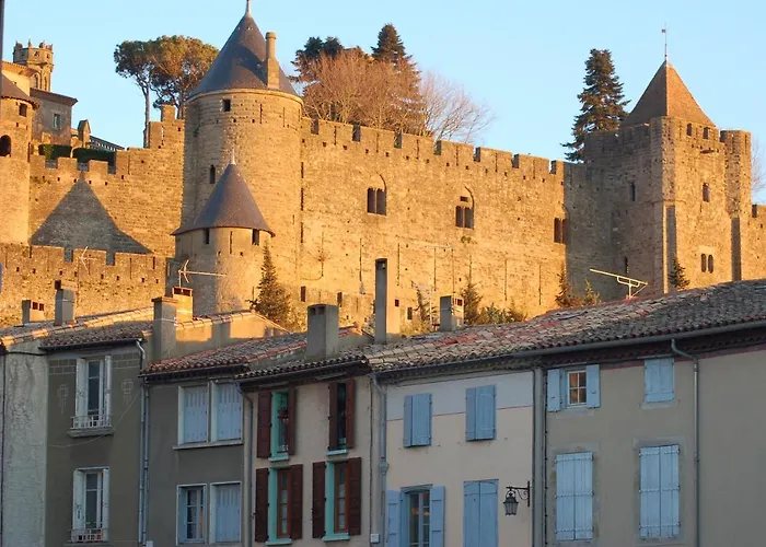 Bellevue Cité Chez Jean - Vue Directe Cité, Cité à 200m, Clim, Parking Public Gratuit à 200m, Wifi - Direct View Cité, 200m To Cité, Aircon, Free Public Car Park 200m, Wifi *