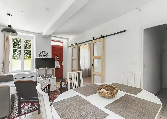 Bellevue Cité Chez Jean - Vue Directe Cité, Cité à 200m, Clim, Parking Public Gratuit à 200m, Wifi - Direct View Cité, 200m To Cité, Aircon, Free Public Car Park 200m, Wifi * Carcassonne