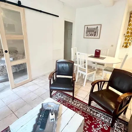 Chez Jean - Vue Directe Cite, Cite A 200m, Clim, Parking Public Gratuit A 200m, Wifi - Direct View Cite, 200m To Cite, Aircon, Free Public Car Park 200m, Wifi Vakantiehuis Carcassonne